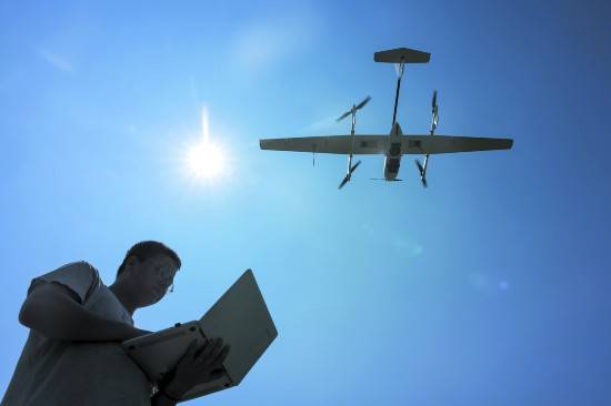卫星|空中亿象：今天的商业无人机，未来的飞行物联网