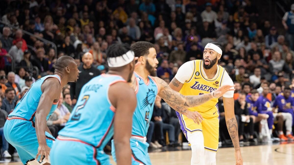 NBA各队夺冠率出炉！浓眉哥进入最佳交易期，汤普森交易方案出炉