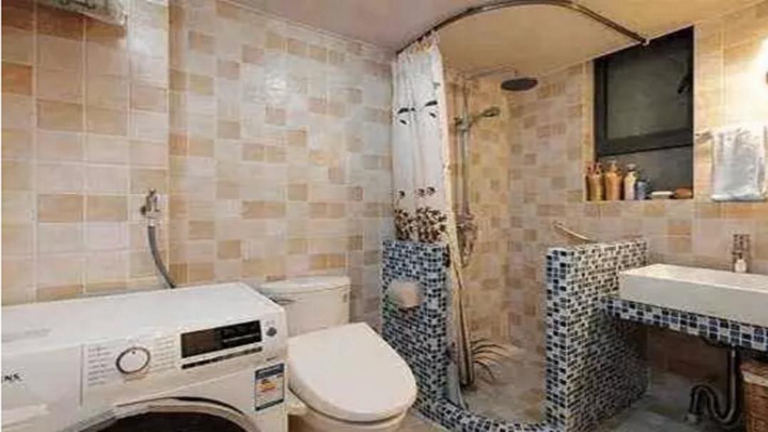 老公一生气把淋浴房砸了，换成了这种材料，没想到好处这么多！