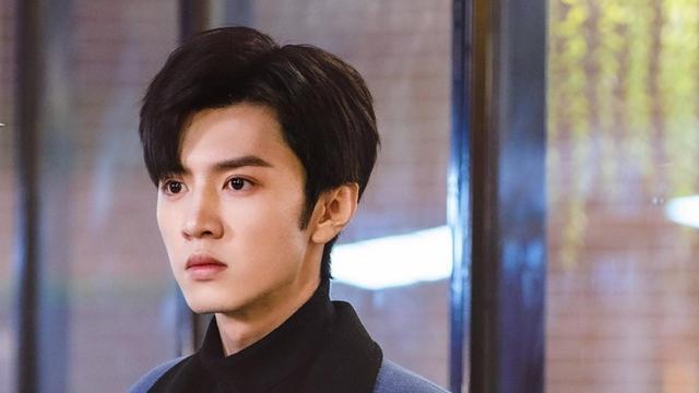 景甜|又一新剧将至，豪华主演阵容成亮点，名导坐镇，有望再现收视狂潮