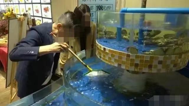 100一斤“基围虾”，吃完后得知是白虾，生气发到网上遭店主索赔