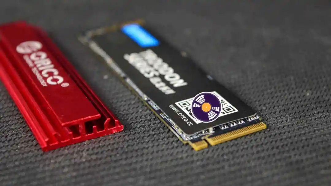 固态硬盘|固态硬盘与普通硬盘有什么区别？