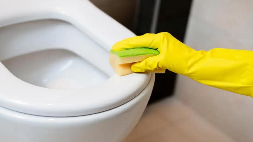 马桶无法清理干净怎么办? 不要再继续使用洁厕灵，一个方法帮到你