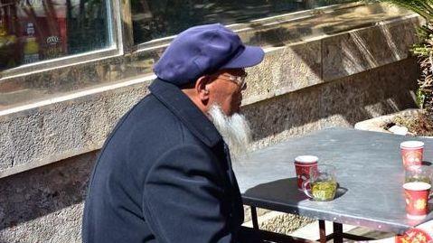 安徽72岁张大爷，每天晚饭坚持喝2两酒，后来身体咋样了