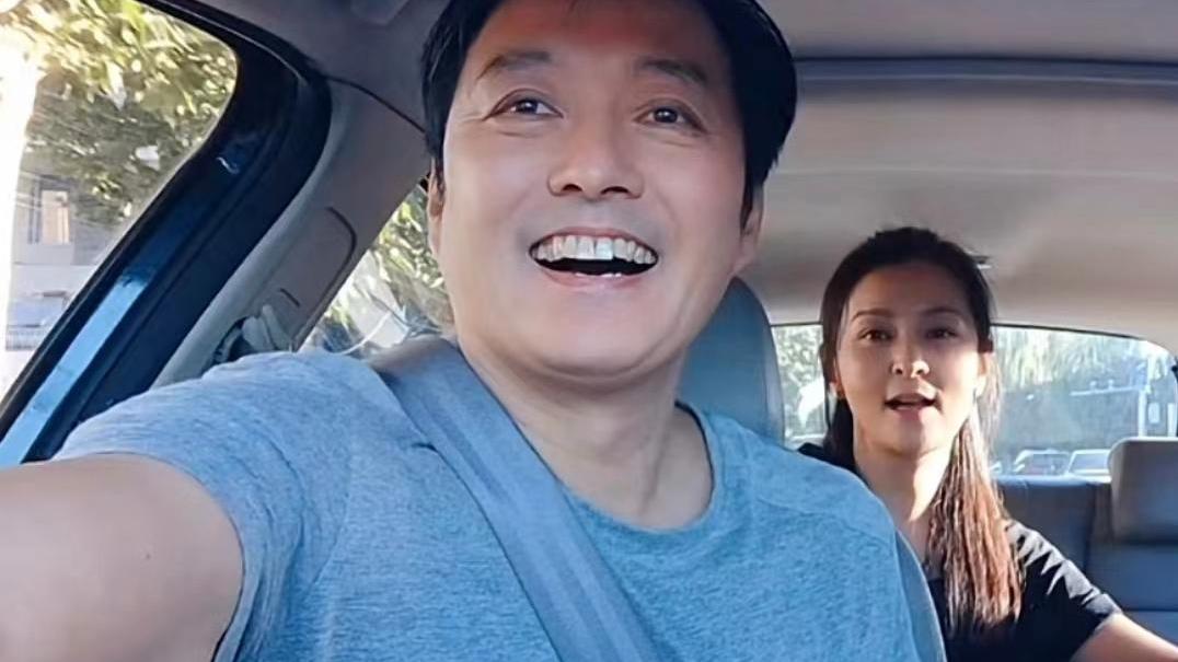 李志希|著名台星李志希与好友聚会，定居内地生活简朴