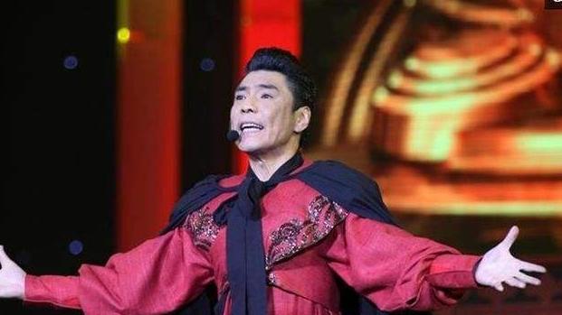 屠洪刚|浪荡的屠洪刚：三个孩子三个妈，全家鸡犬不宁，连他自己都头疼