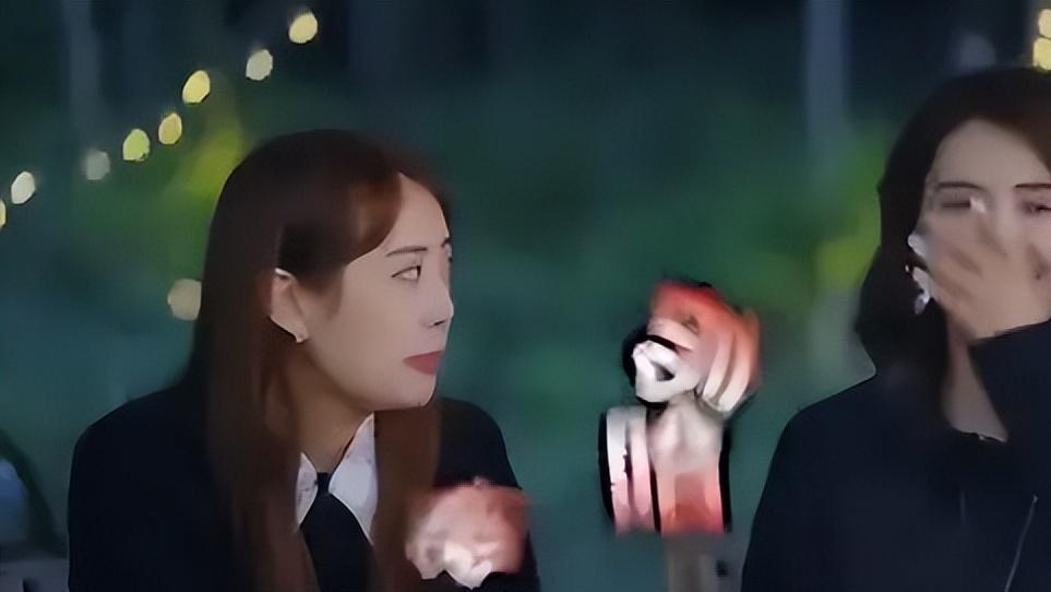 麦迪娜·买买提|麦迪娜称二胎是意外！住77万月子中心感慨快抑郁了！不再考虑三胎