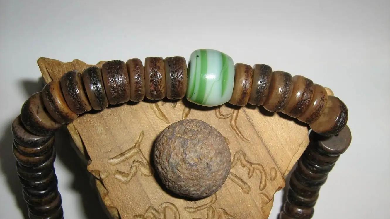 文玩|文玩圈中的不要碰的品种，嘎巴拉