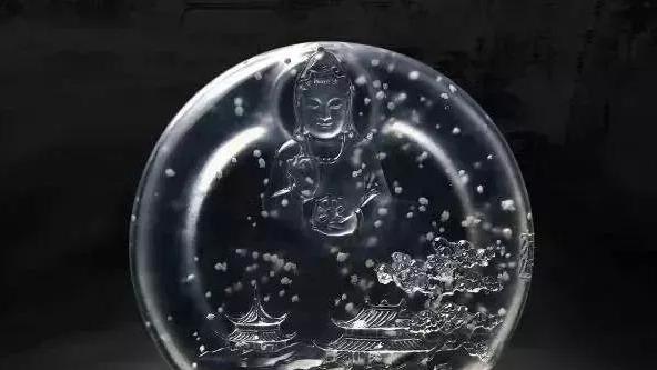 冰种翡翠|翡翠有棉点就不能买，这是无稽之谈，有些可以另当别论