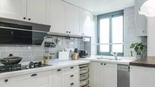 108平新房，头一次见阳台隔断这么装，卧室收纳更是一绝！