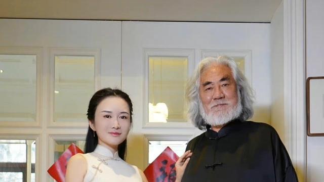 周迅|曝张纪中小31岁娇妻偷偷转移3亿财产，双方可能以起诉离婚收场