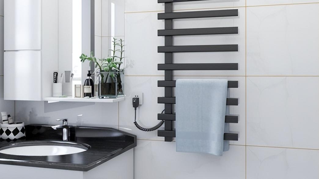 建议：卫生间再大，也别装毛巾架，学学年轻人的做法，干净又卫生