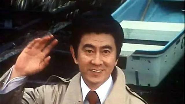 宇津井健|大岛茂旷世恋：爱妻患病40年不离不弃，83岁去世当天娶的初恋