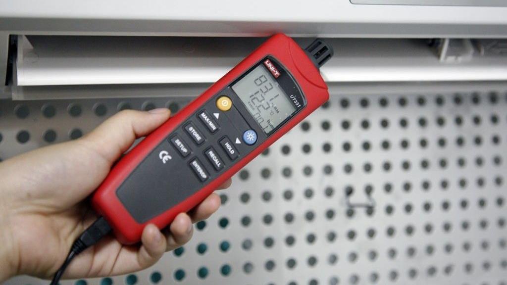 都说定频空调好，为何商家不愿意生产？我用了10年来说说真实感受