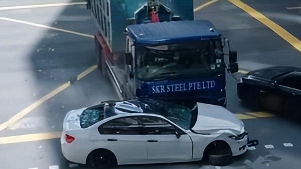 金高银|《小女子》金高银疯子演技强到起鸡皮疙瘩！原来她在幕后操控一切