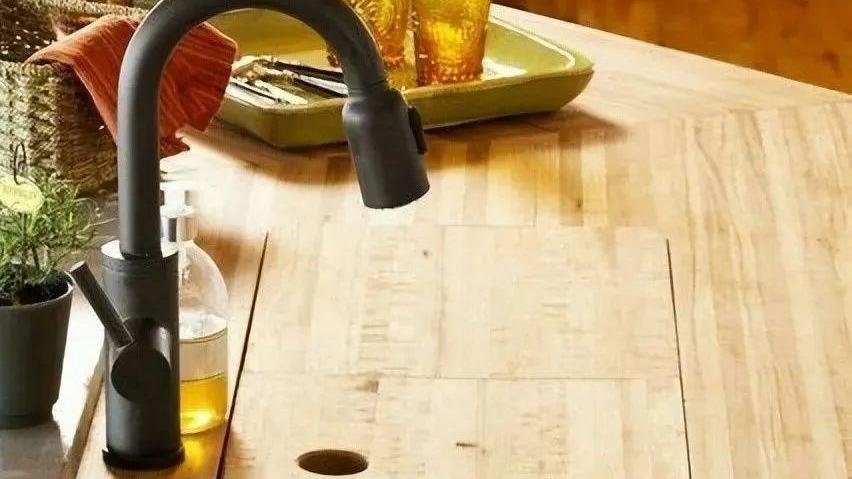 没想到水槽上多加一块板，实用性能这么强，我再也不抱怨台面小了