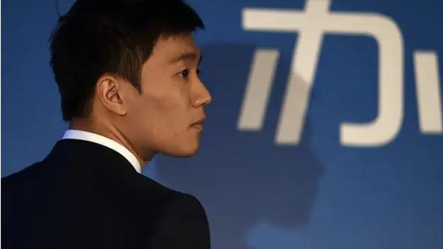 中超|中超冠军魔咒？广州恒大暴雷，江苏苏宁解散，山东泰山内讧