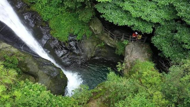 古镇|避暑新玩法！在夏霖九天漂流，过25℃的夏天