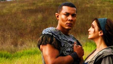 龙之家族|《龙之家族》和《指环王》不能有黑人演员？终于，又有人站出反击