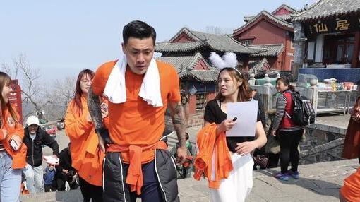 泰山队|山东媒体最新报道，泰山队最新动向被曝光，新外援克雷桑缺席活动