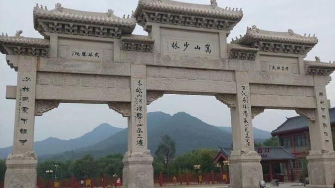 寺庙|方丈等于首富，方丈等于地产大王，方丈等于产业大亨，什么方丈？