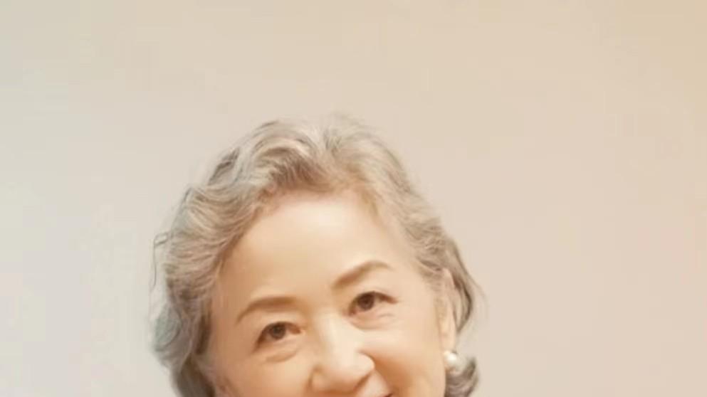 |女人年纪大了，别被“老年打扮”耽误，学会这5个穿搭术才不显老