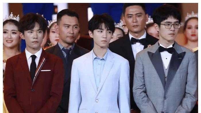 易烊千玺|王俊凯的运气太好了：王一博新片撤档，刘昊然恋爱，易烊千玺考编