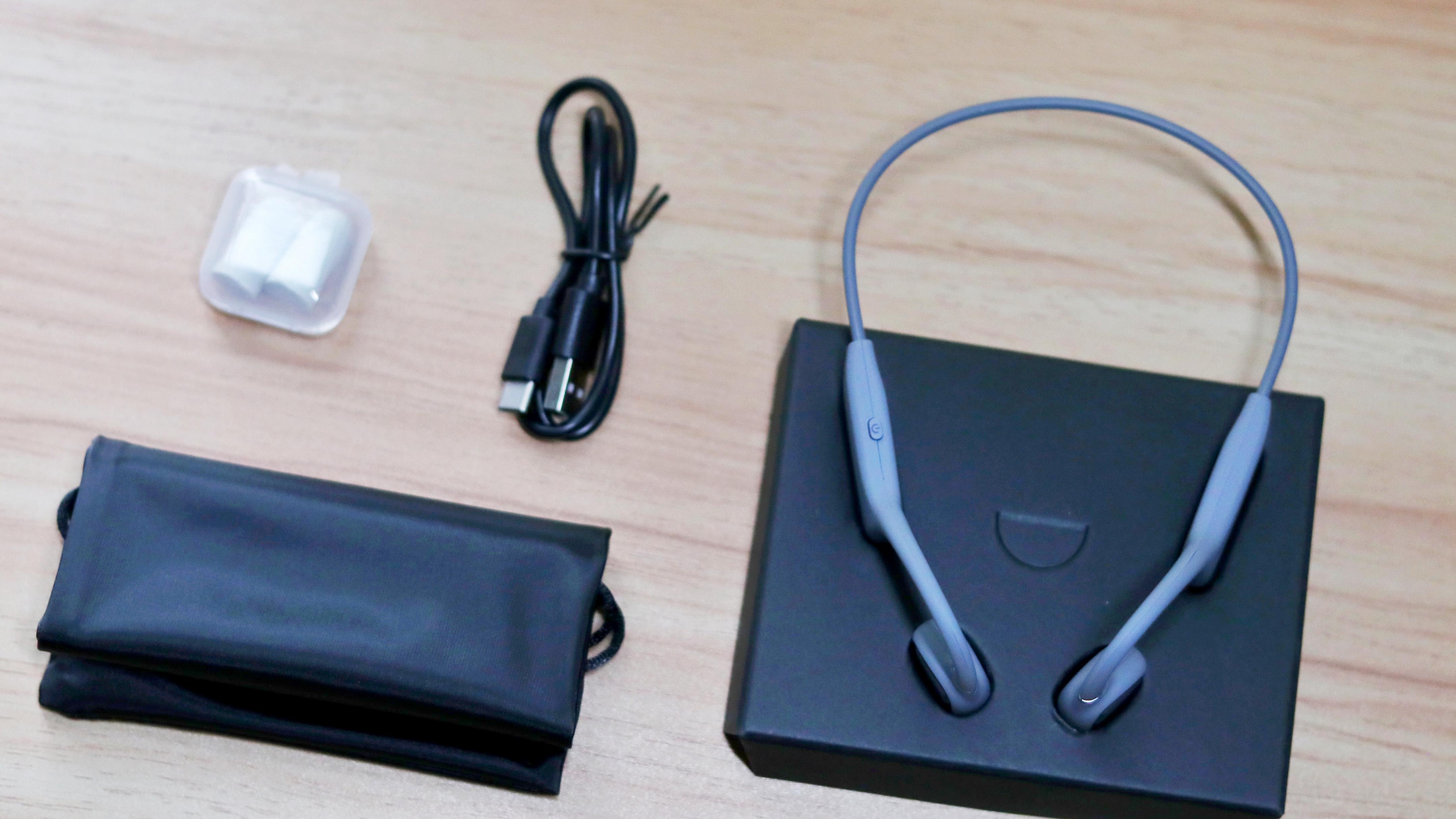 骨传导耳机|百元价位体验依然出色！竹林鸟花鼓骨传导蓝牙耳机