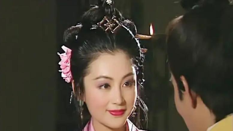 陈红|陈红演的嫦娥有多绝？洗澡水做大饼，天价卖出都被疯抢！