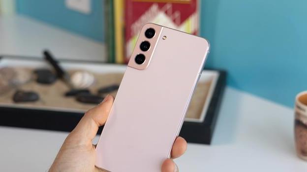 三星|实话点评三星S22系列，内附详细的配置区别和共同技术设计