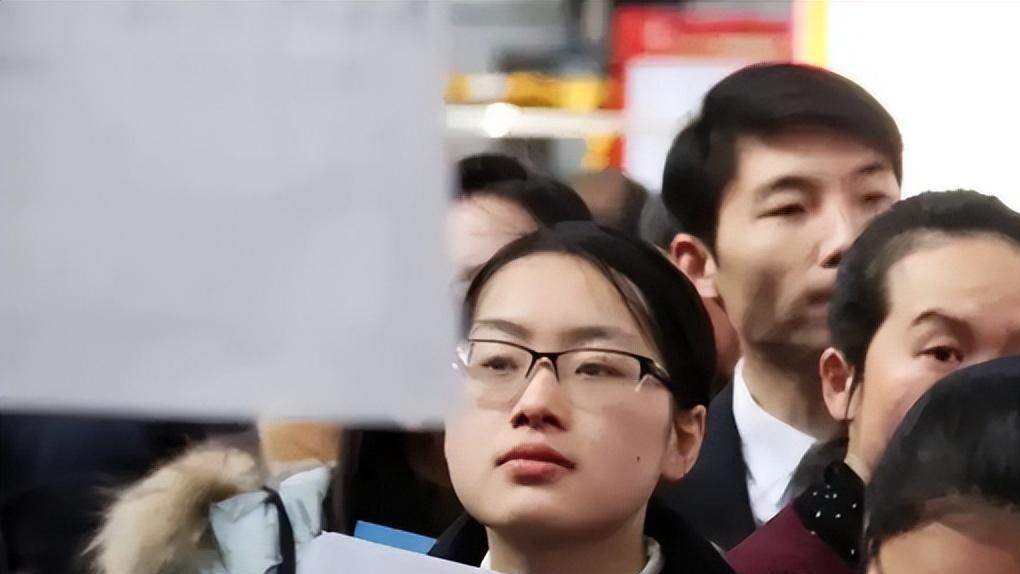 求职|博士生名校毕业，找工作却屡次碰壁，无奈吐槽：学历还要查三代吗