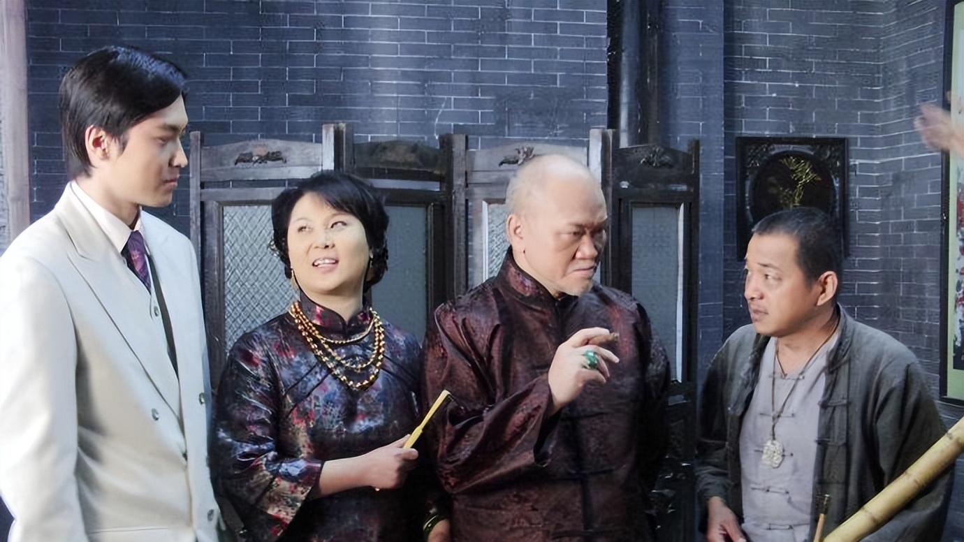 普超英|“八十年代珠影女星”普超英：穿搭精致耐看，62岁发福也优雅