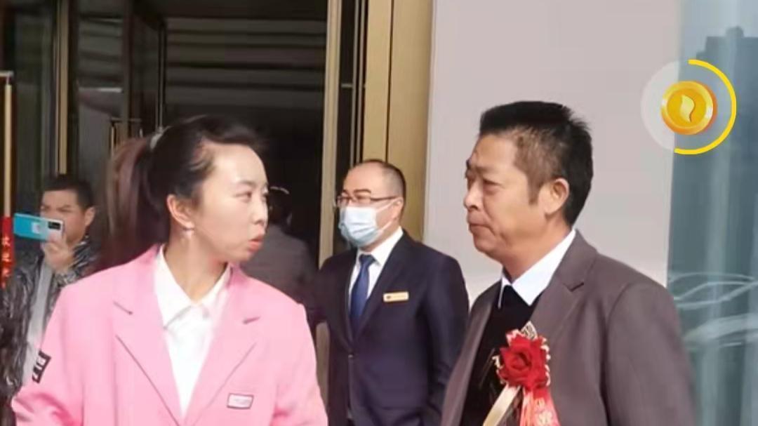 |许妈该看心理医生，主播的建议超出了边界，田静说不能对外谈太多