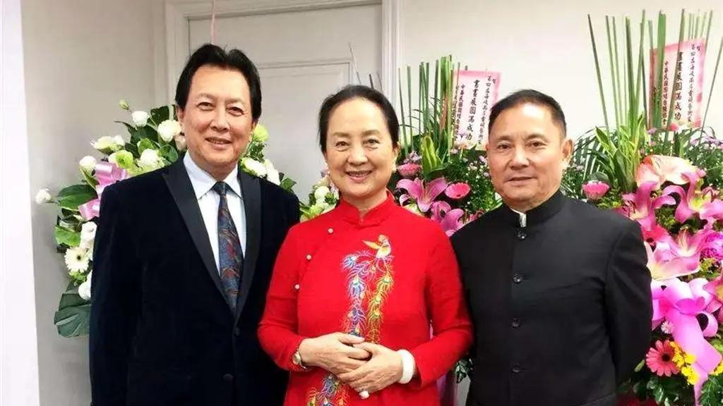 黄英姑|电影《黄英姑》与《红牡丹》《白莲花》曾风靡一时，主演近况如何