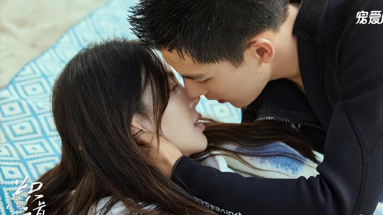 姐弟恋|又一姐弟恋甜宠剧即将开播，男女主高颜值爆款预定，熬夜也要追