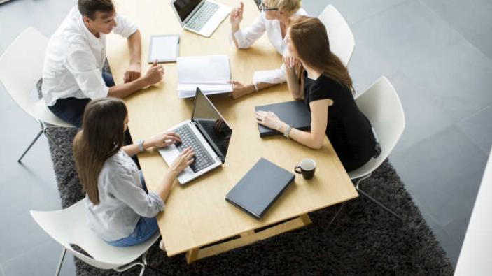 |在职场中，一个人的能力和口碑对个人的未来发展有着至关重要的影响