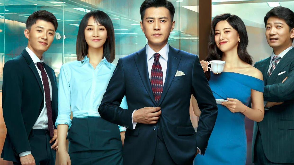 肖战|肖战官宣新剧《骄阳伴我》，除女主外，三位美女配角成又一看点