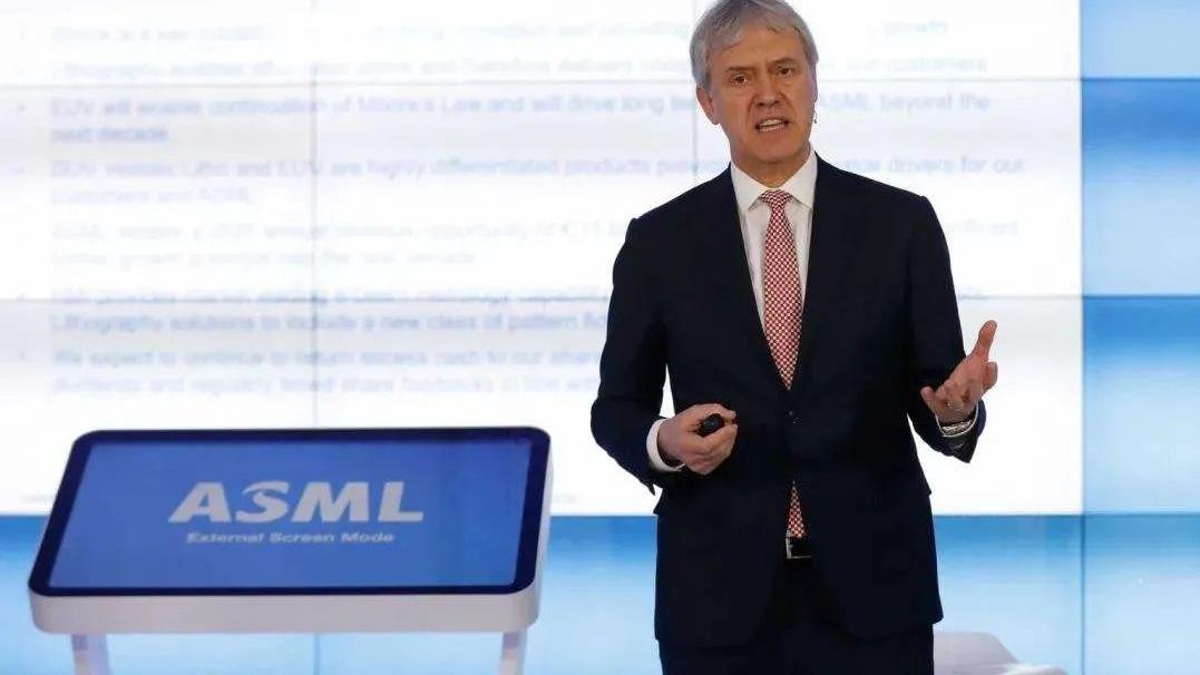 阿斯麦尔|ASML CEO反击政客：对中国大陆断供DUV后果严重