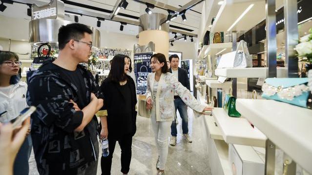 VMware|马云的“判断”被确认？电商或成过去式，全新购物模式已全国兴起