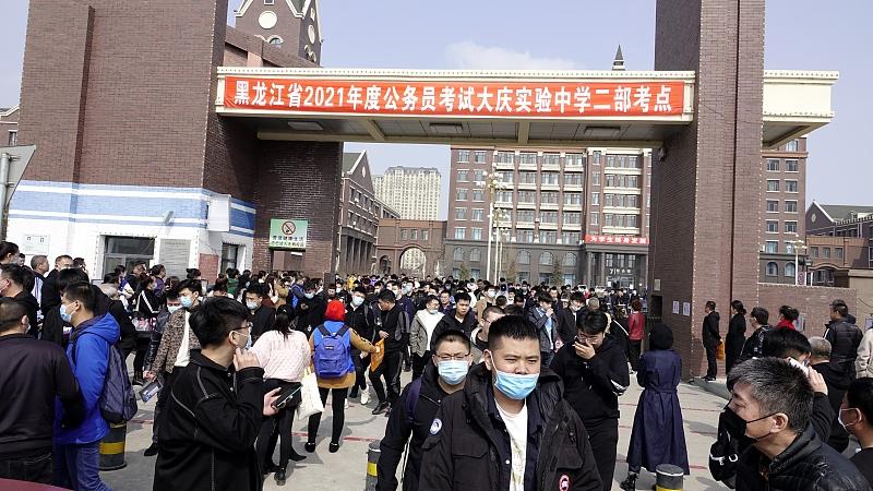考试|公务员有机会遴选到省厅部门工作，要不要去？要考虑这几点！