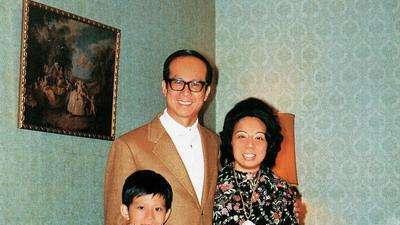 李嘉欣|1989年深夜，李嘉诚花3000万将李嘉欣带到家中，次日原配就暴毙家中