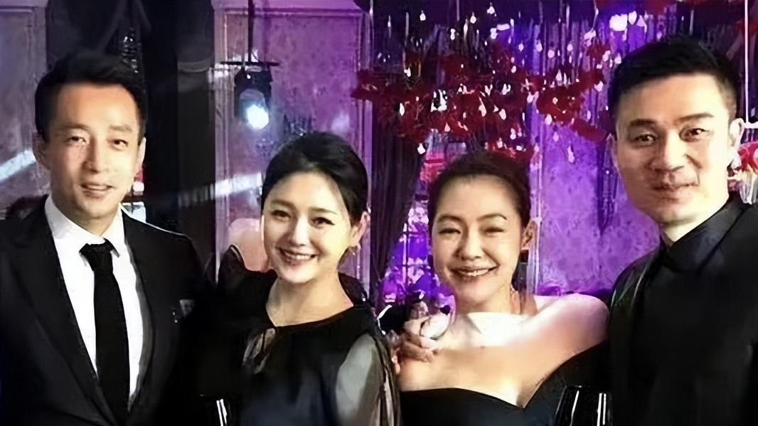 汪小菲|汪小菲爆料小S依赖药物，深夜直播痛哭与吃药有关，扬言要举报她