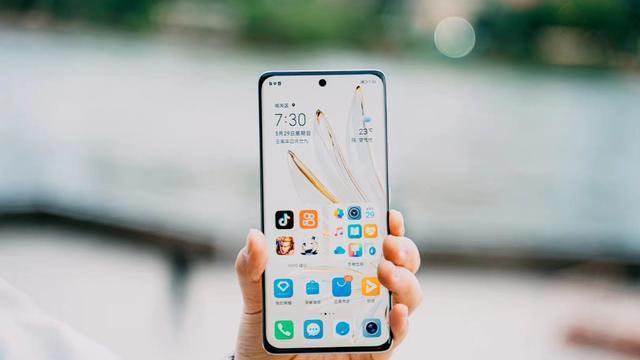 MIUI|IMX800三主摄+轻薄机身+大容量电池，荣耀高颜值手机一降再降