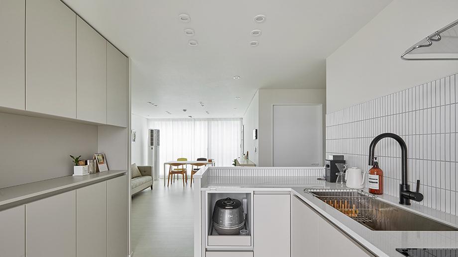 韩国小两口124㎡新房，按需取舍后省了不少钱，看着倍显整洁清爽！