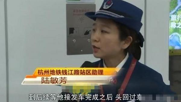 母亲摔倒5分钟无人扶？怒找媒体曝光反遭“打脸”，网友：还好有监控！