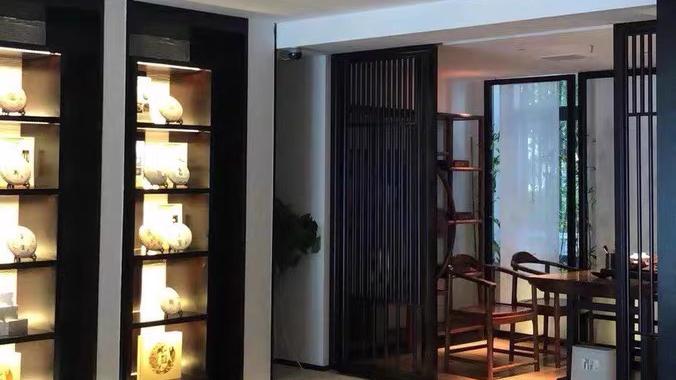 带你了解人人都说好的实木大板桌—巴花大板桌