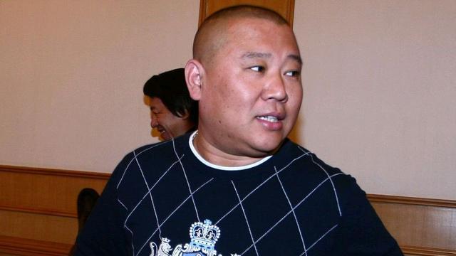 相声|汪洋离开相声圈多年，直播围绕相声话题，蹭热度还是另有目的？