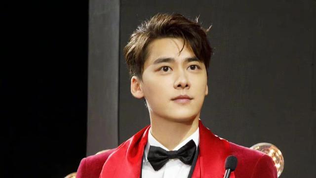 李易峰|李易峰事业凉凉！于正有感而发，知情人曝《暗夜行者》是提前播出