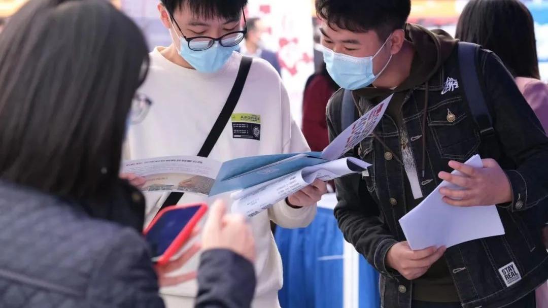 校园招聘|人在大一，校招开卷