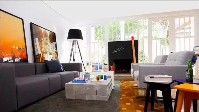 老公从工地搬回几块空心砖，做了几样家具，连邻居都羡慕了！